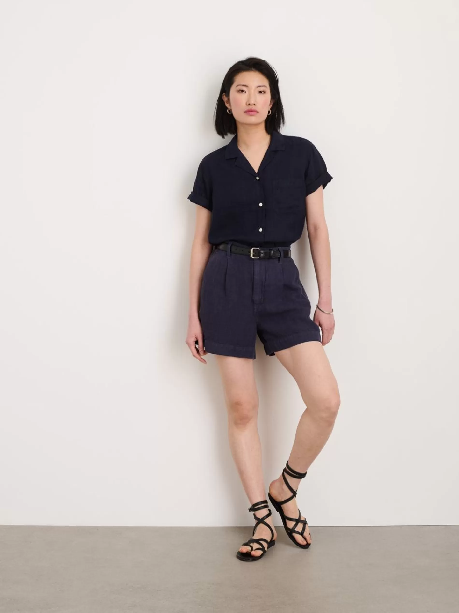 Alex Mill Pleated Pull On Shorts In Linen Clearance